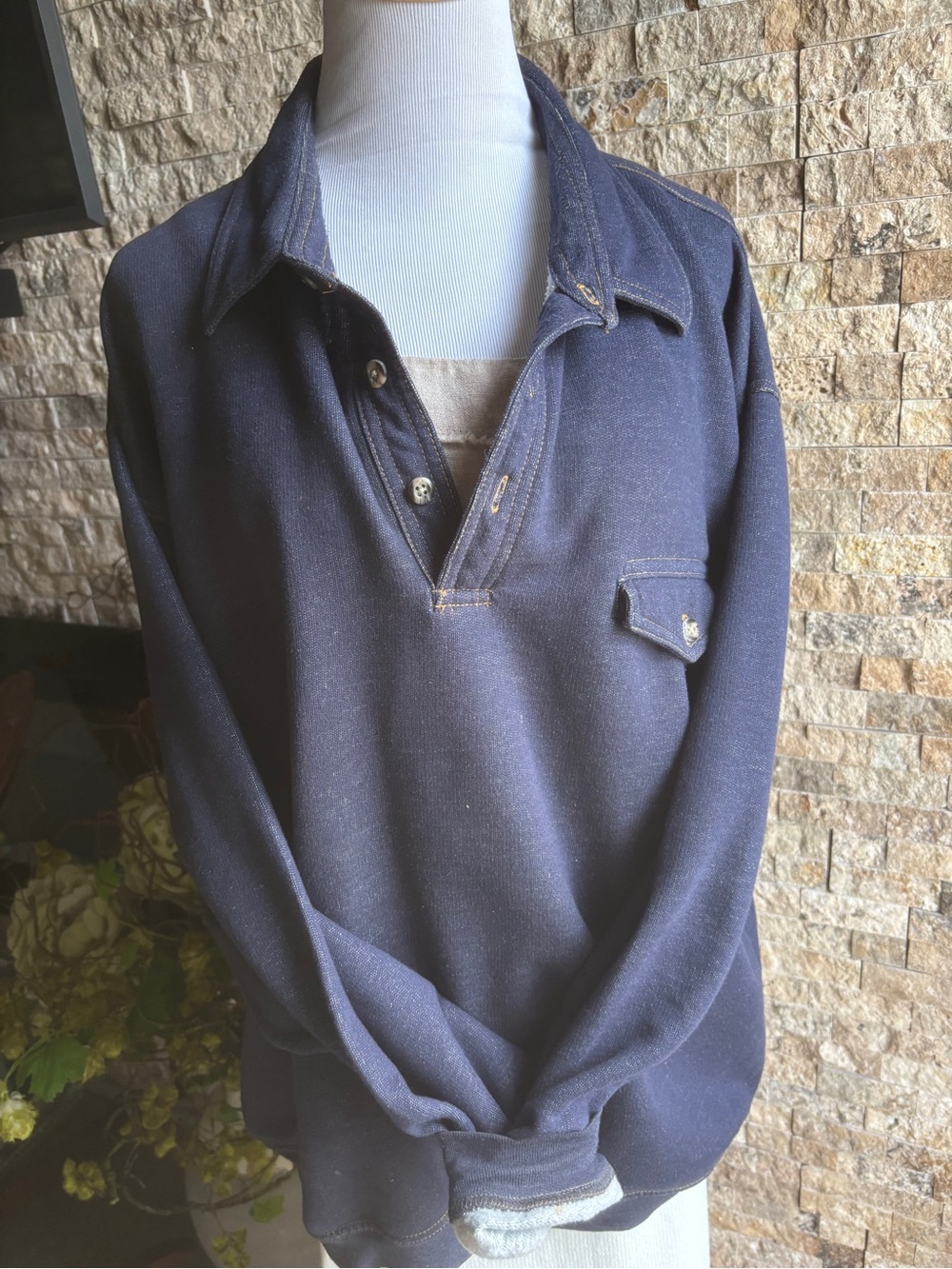 Classic Navy Long-Sleeve Henley Pullover Vintage - Picture 2 of 8